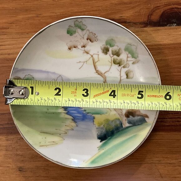 Japan Vintage Hand Painted Small Decorative Nature Scene Hanging Plate 5.5 in - Picture 2 of 9